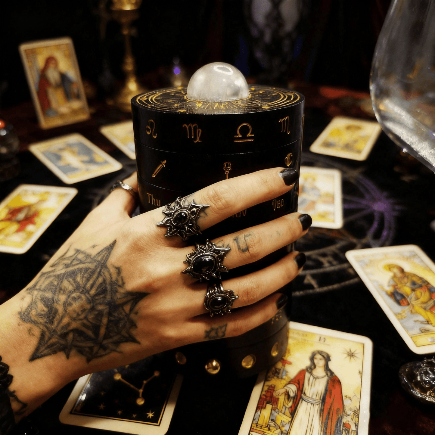 Tarot Fortune Calendar - Luminacur