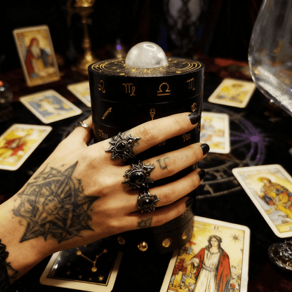 Tarot Fortune Calendar - Luminacur